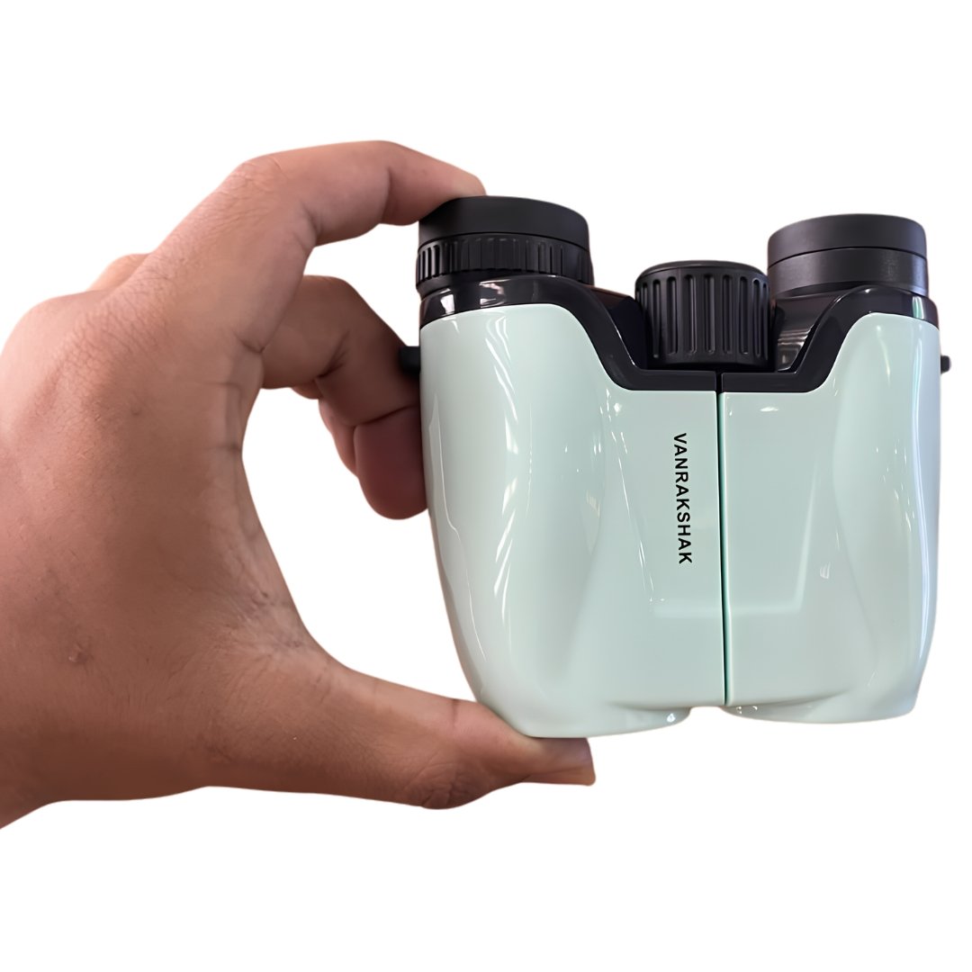 Vanrakshak Musafir 8×30 Binoculars - Image 2